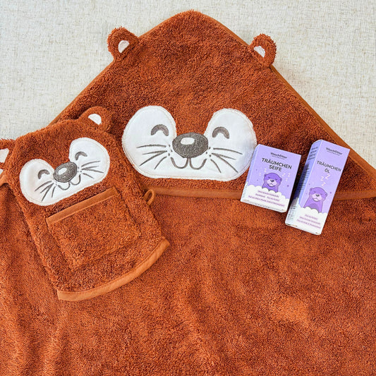 Träumchen-Set + Waschlappen + Kapuzenhandtuch "Otti Otter"